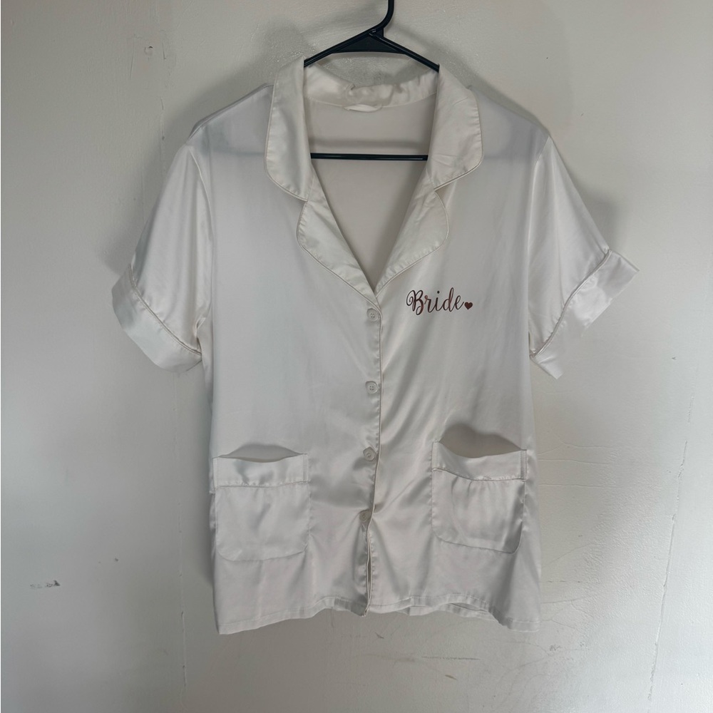 White ‘Bride’ Pajamas Set